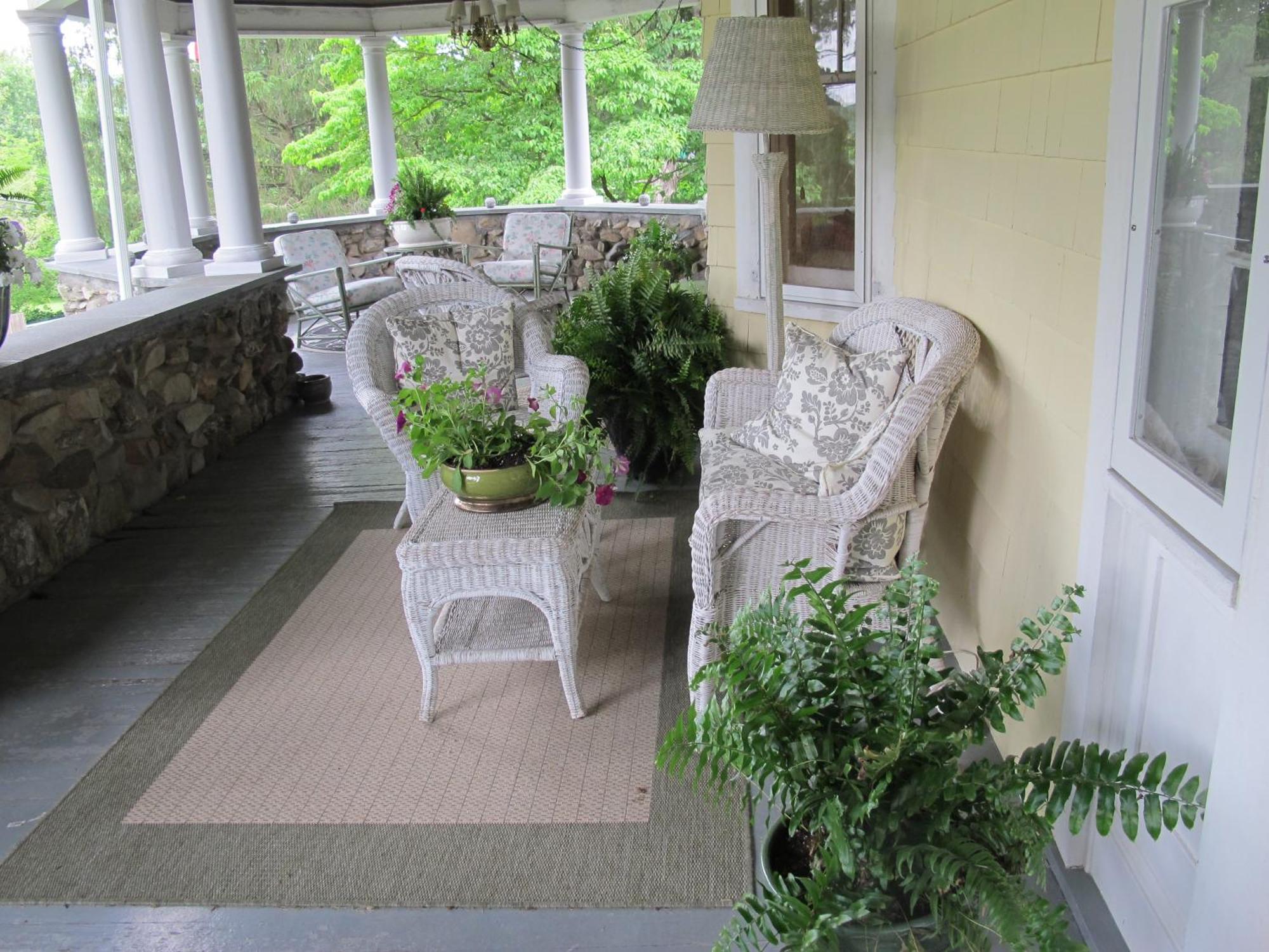 Amenia Hilltop House Bed & Breakfast المظهر الخارجي الصورة